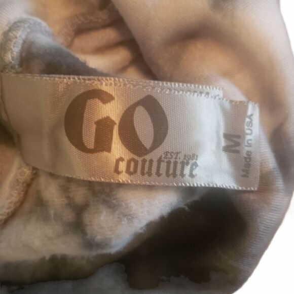 NWT GO COUTURE white tie dye fleece top - Picture 5 of 6